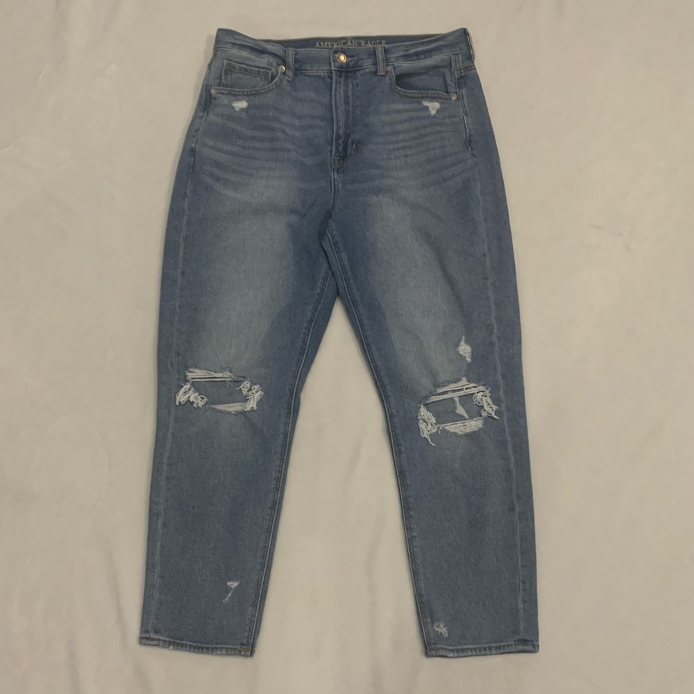 American eagle ripped jeans